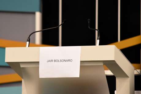 Local destinado ao Candidato Jair Bolsonaro no debate com candidatos à Presidência do Brasil