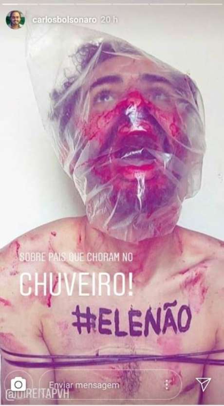 Filho de Bolsonaro divulga foto com simulação de tortura em rede social