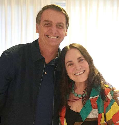 "Eu estava no armário", diz Regina Duarte sobre Bolsonaro 2