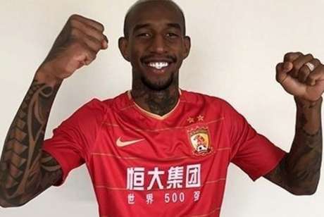 Talisca ficar&aacute; no Guangzhou Evergrande (Foto: Reprodu&ccedil;&atilde;o)