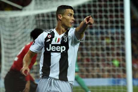 Cristiano ainda disse que não foi para a Juventus por causa de dinheiro, mas que se sentiu desejado pela equipe (Foto: AFP) Cristiano ainda disse que não foi para a Juventus por causa de dinheiro, mas que se sentiu desejado pela equipe (Foto: AFP)