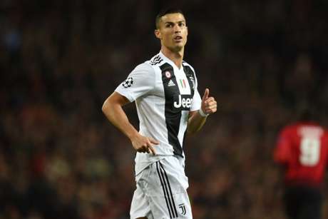 CR7 disse: 'Não digo que seja o melhor, digo que sou diferente' (Foto: AFP) CR7 disse: 'Não digo que seja o melhor, digo que sou diferente' (Foto: AFP)