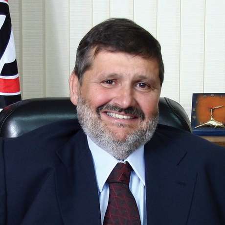 Presidente do sindicato das escolas privadas de SP diz que em seu colégio a 'doutrinação não prospera' Presidente do sindicato das escolas privadas de SP diz que em seu colégio a 'doutrinação não prospera'