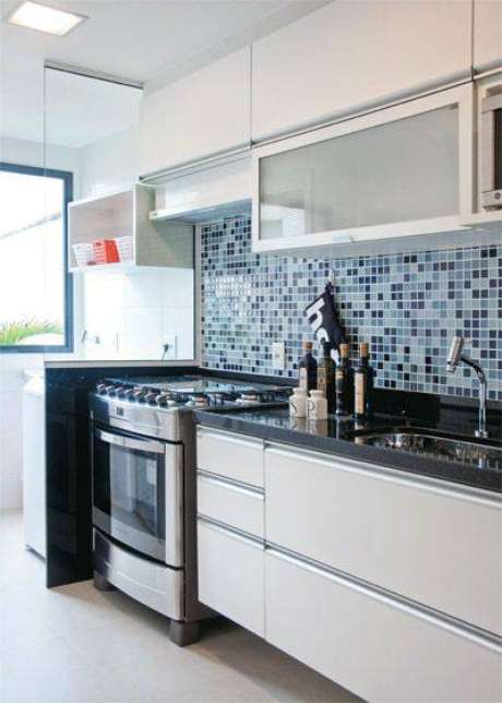7. Faça uma composição com cores do mesmo tom para que as pastilhas para cozinha fiquem agradáveis