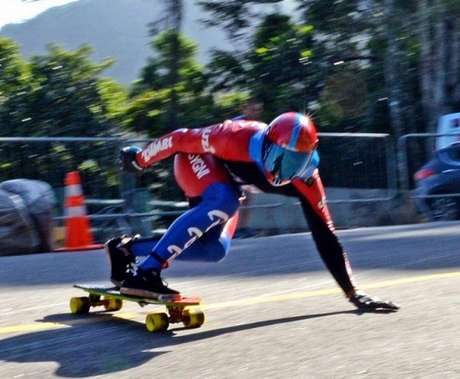 Alysson morreu ao se chocar contra uma moto da organização do evento no Rio (Reprodução) Alysson morreu ao se chocar contra uma moto da organização do evento no Rio (Reprodução)