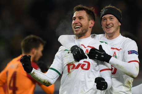 Russos surpreendem e vencem Galatasaray (Foto: AFP) Russos surpreendem e vencem Galatasaray (Foto: AFP)