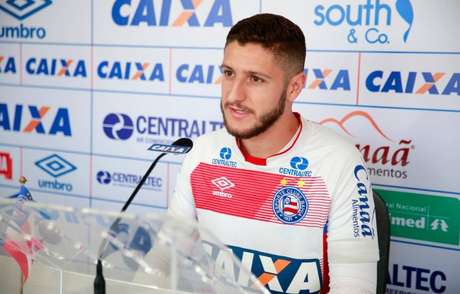 Zé Rafael é anunciado como reforço do Palmeiras e assina ...