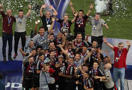 Após vencer o Junior Baranquila (COL) nos pênaltis, o Atlético-PR se sagrou o campeão da Copa Sul-Americana