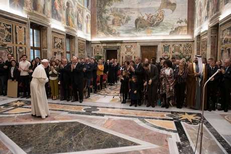 Papa promete que Igreja não vai ignorar abusos sexuais