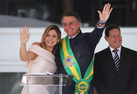 Michelle Bolsonaro fez discurso na LÃngua Brasileira de Sinais