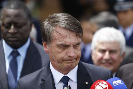 Presidente Jair Bolsonaro em entrevista à imprensa