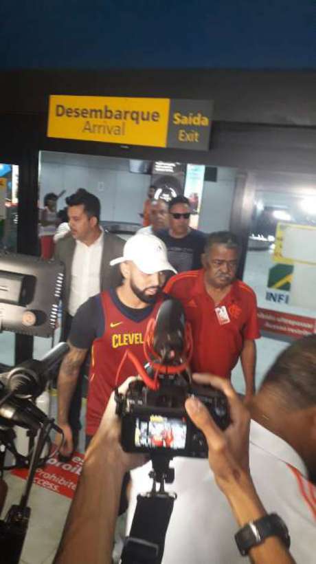 Gabriel Barbosa, o Gabigol, já está no Rio de Janeiro e reforçará o Flamengo em 2019 (Foto: Alexandre Araújo) Gabriel Barbosa, o Gabigol, já está no Rio de Janeiro e reforçará o Flamengo em 2019 (Foto: Alexandre Araújo)