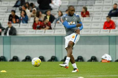 Manoel estava na mira do Corinthians, que interrompeu negociação (Foto: Guilherme Artigas/Fotoarena/Lancepress!) Manoel estava na mira do Corinthians, que interrompeu negociação (Foto: Guilherme Artigas/Fotoarena/Lancepress!)