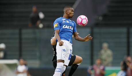 CacÃ¡, jogador do Cruzeiro, durante partida contra o Vasco, vÃ¡lida pela vigÃ©sima nona rodada do Campeonato Brasileiro 2018