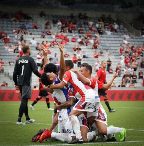 Cascavel surpreendeu na Arena da Baixada (Foto: Divulgação Cascavel Clube Recreativo) Cascavel surpreendeu na Arena da Baixada (Foto: Divulgação Cascavel Clube Recreativo)