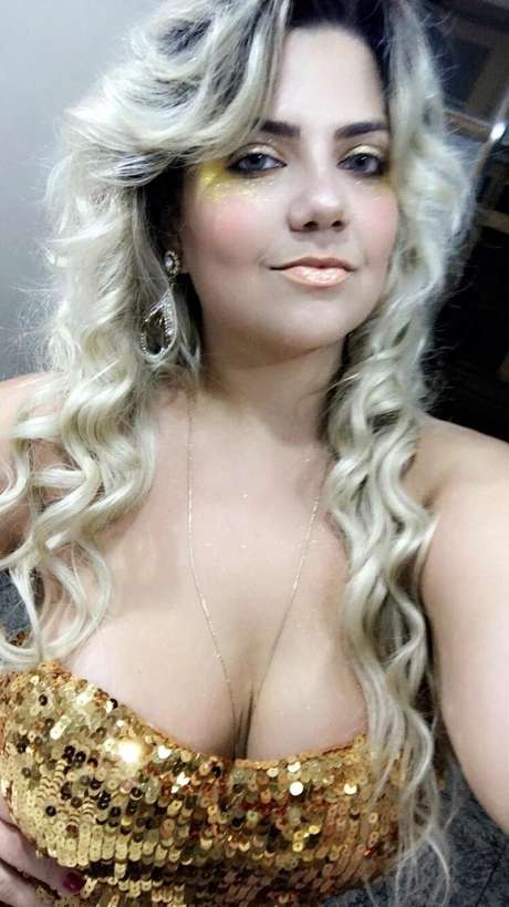 Débora Porto Débora Porto