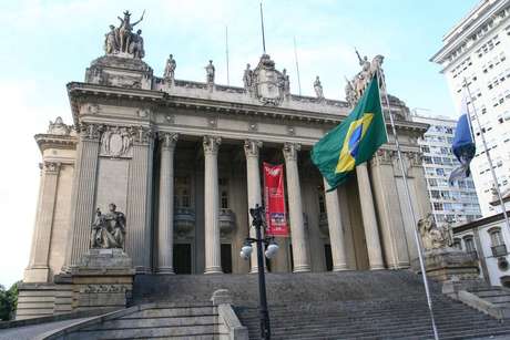 A fachada do prÃ©dio onde funciona a Alerj