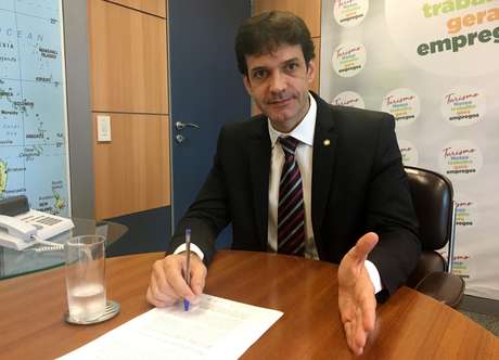 O ministro do Turismo exonerado, Marcelo Álvaro Antônio