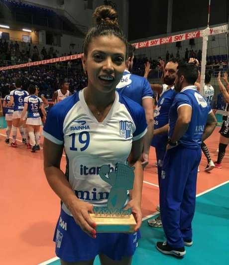 Léia foi eleita a melhor do jogo (Orlando Bento/Divulgação Minas) Léia foi eleita a melhor do jogo (Orlando Bento/Divulgação Minas)