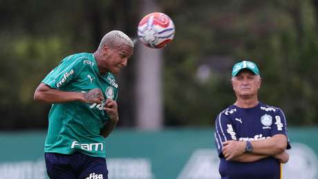 Deyverson pegou pena mínima por cuspe e Felipão escapou de gancho nesta segunda (Agência Palmeiras/Divulgação) Deyverson pegou pena mínima por cuspe e Felipão escapou de gancho nesta segunda (Agência Palmeiras/Divulgação)