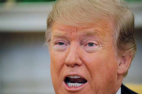 Presidente dos EUA, Donald Trump, no Salão Oval da Casa Branca13/02/2019 REUTERS/Carlos Barria