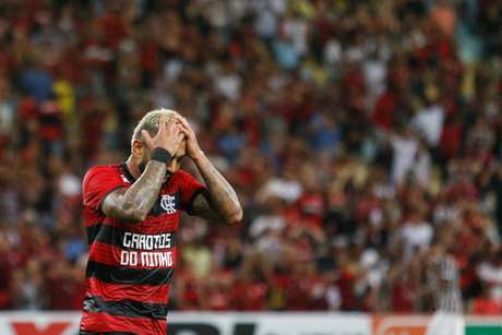 Gabigol durante partida entre Flamengo X Fluminense válida pela semifinal do campeonato Carioca de 2019, Taça Guanabara, no estádio do Maracanã, zona norte da cidade, nesta quinta-feira (14/02)