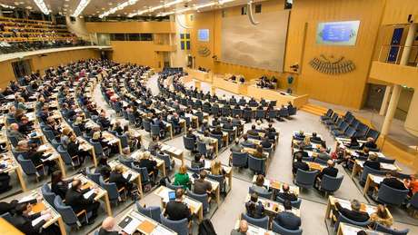 Deputados em sessão no Parlamento sueco
