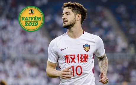 Alexandre Pato é desejo do Santos, que enfrenta concorrência do São Paulo (Divulgação) Alexandre Pato é desejo do Santos, que enfrenta concorrência do São Paulo (Divulgação)