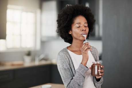 Chocolate 'anti-TPM' promete reduzir os sintomas da Tensão Pré-Menstrual Chocolate 'anti-TPM' promete reduzir os sintomas da Tensão Pré-Menstrual