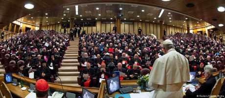 Na cúpula no Vaticano, papa Francisco exige dos bispos medidas concretas contra os abusos sexuais em suas dioceses Na cúpula no Vaticano, papa Francisco exige dos bispos medidas concretas contra os abusos sexuais em suas dioceses