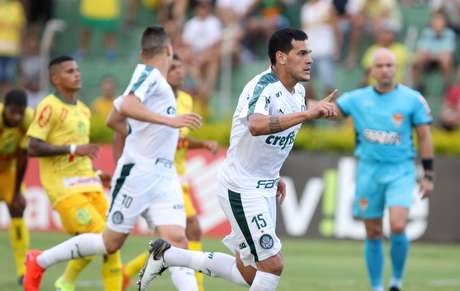 Comemoração do gol de Gustavo Gómez, do Palmeiras, em partida contra o Mirassol, válida pela 10ª rodada do Campeonato Paulista 2019, no Estádio José Maria dos Campos Maia, na cidade de Mirassol (SP), neste sábado (9)