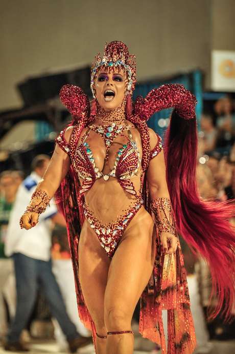 Viviane minimizou a perda do título: "o importante é estarmos aqui para mostrar o que o Salgueiro é" Viviane minimizou a perda do título: "o importante é estarmos aqui para mostrar o que o Salgueiro é"