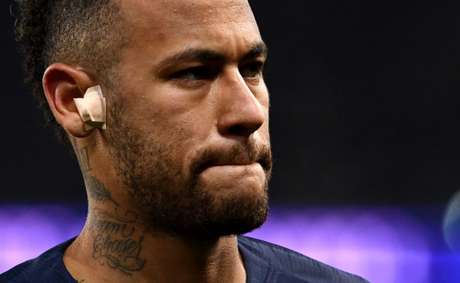 Neymar está em Madri, coincidentemente Messi e Cristiano Ronaldo também (Foto: AFP) Neymar está em Madri, coincidentemente Messi e Cristiano Ronaldo também (Foto: AFP)