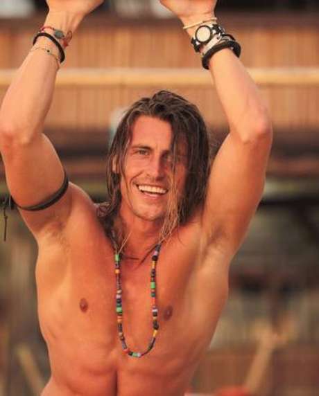 'Tarzan italiano' encerra participação em reality no Brasil 'Tarzan italiano' encerra participação em reality no Brasil
