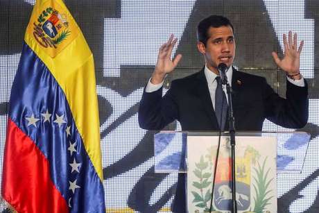 Juan Guaidó discursa para apoiadores em Caracas, na Venezuela
