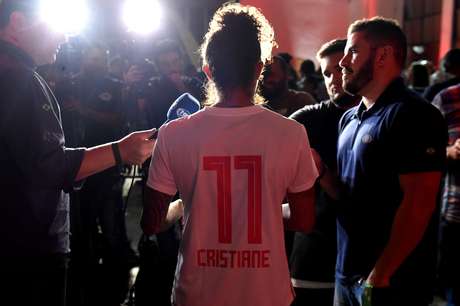 Cristiane durante entrevista coletiva no lançamento do uniforme do São Paulo para 2019