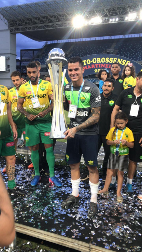 Paulo Henrique conquistou mais um estadual na pelo Cuiabá (Foto: Divulgação/Cuiabá) Paulo Henrique conquistou mais um estadual na pelo Cuiabá (Foto: Divulgação/Cuiabá)
