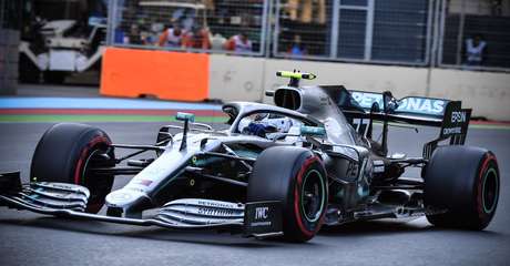 GP do Azerbaijão: Bottas garante a pole em nova dobradinha da Mercedes; Leclerc bateu e larga em 9º GP do Azerbaijão: Bottas garante a pole em nova dobradinha da Mercedes; Leclerc bateu e larga em 9º