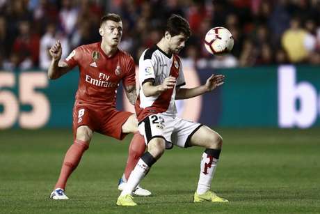 Real Madrid foi derrotado pelo Rayo Vallecano neste domingo pelo Campeonato Espanhol (BENJAMIN CREMEL/AFP) Real Madrid foi derrotado pelo Rayo Vallecano neste domingo pelo Campeonato Espanhol (BENJAMIN CREMEL/AFP)