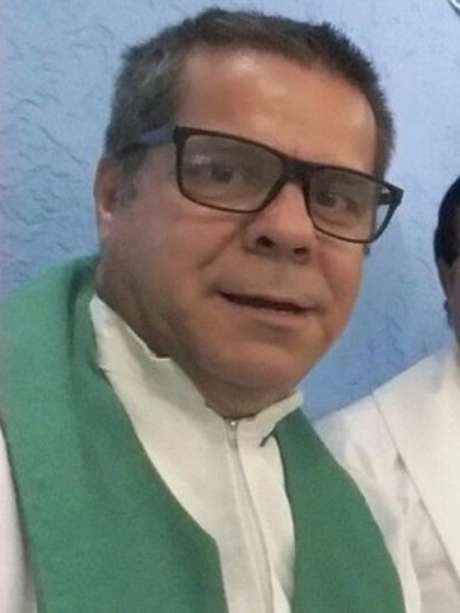 'Tenho plena consciência de que todos estão nus por baixo de qualquer vestimenta', diz o padre Daniel Ferreira, que comandará cerimônia 'Tenho plena consciência de que todos estão nus por baixo de qualquer vestimenta', diz o padre Daniel Ferreira, que comandará cerimônia