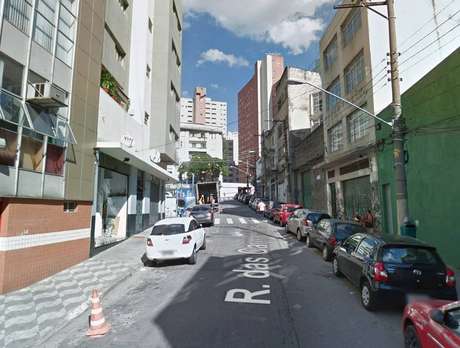 Incêndio ocorreu na Rua Carmelitas, no bairro da Sé Incêndio ocorreu na Rua Carmelitas, no bairro da Sé