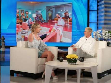 Taylor Swift é entrevistada no programa da Ellen DeGeneres depois de dois anos longe da TV Taylor Swift é entrevistada no programa da Ellen DeGeneres depois de dois anos longe da TV