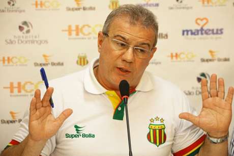 Sérgio Frota afirmou que o Palmeiras tem um time melhor do que o Flamengo (Foto: Reprodução) Sérgio Frota afirmou que o Palmeiras tem um time melhor do que o Flamengo (Foto: Reprodução)
