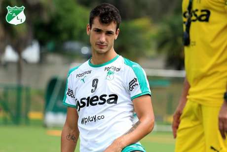 Juan Dinenno é o 9 que Cuca pediu à diretoria - FOTO: Deportivo Cali Juan Dinenno é o 9 que Cuca pediu à diretoria - FOTO: Deportivo Cali