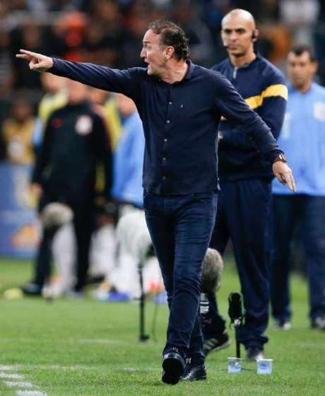 Cuca falou sobre a estratégia no clássico (Fotoarena Marcelo Machado de Melo/Fotoarena Agência Lancepress!) Cuca falou sobre a estratégia no clássico (Fotoarena Marcelo Machado de Melo/Fotoarena Agência Lancepress!)