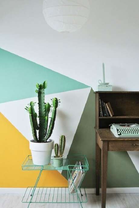 19. Paredes coloridas é uma boa dicas de decoração barata – Foto: Pinterest 19. Paredes coloridas é uma boa dicas de decoração barata – Foto: Pinterest