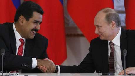 Maduro em reuniÃ£o com o presidente russo, Vladimir Putin, um importante aliado