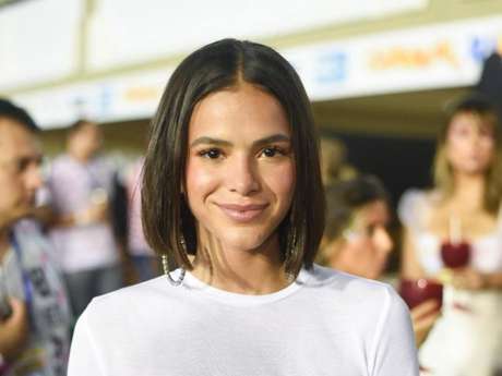 Bruna Marquezine garante não ter curtido comentário em vídeo publicado no Instagram, neste sábado, dia 01 de junho de 2019 Bruna Marquezine garante não ter curtido comentário em vídeo publicado no Instagram, neste sábado, dia 01 de junho de 2019