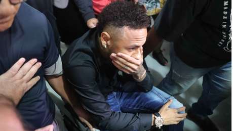 Neymar já prestou depoimento sobre o caso na Cidade da Polícia, no Rio (Foto: Cesar Sales/AM Press/Lancepress!) Neymar já prestou depoimento sobre o caso na Cidade da Polícia, no Rio (Foto: Cesar Sales/AM Press/Lancepress!)