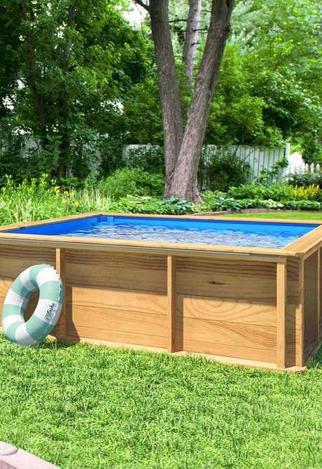 40. Compre boais para as crianças se divertirem na piscina de paletes sempre que quiserem – Foto: Pinterest